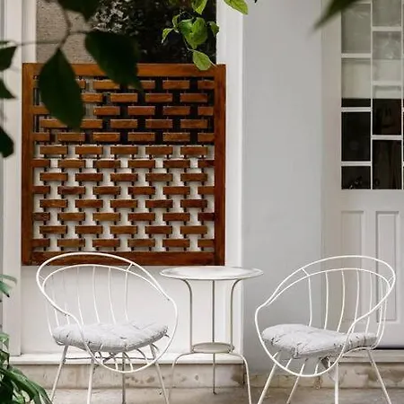 Lemon Garden Apartment Argos